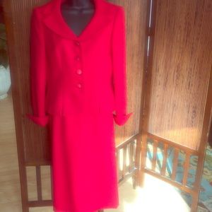 Le Suit 2 pc Women’s Suit